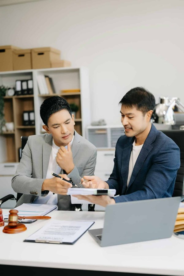 Contrat assurance pro : combien cela coûte ?